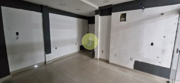 Ponto Comercial para alugar, 22m² no Campo Grande, Rio de Janeiro