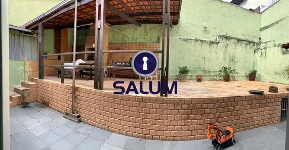 Casa com 5 Quartos à venda, 230m² no Ipê, Belo Horizonte