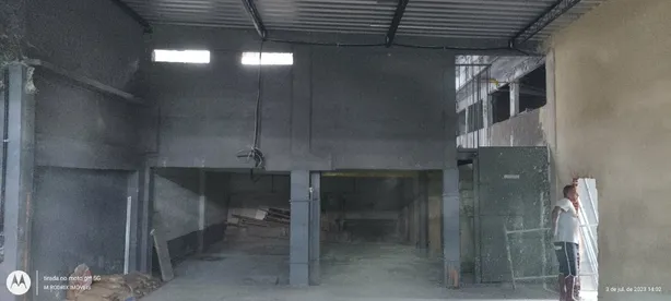 Galpão/Depósito/Armazém com 2 Quartos para alugar, 130m² no Jacarepaguá, Rio de Janeiro