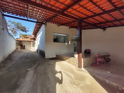 Casa com 2 Quartos à venda, 200m² no , São Joaquim de Bicas