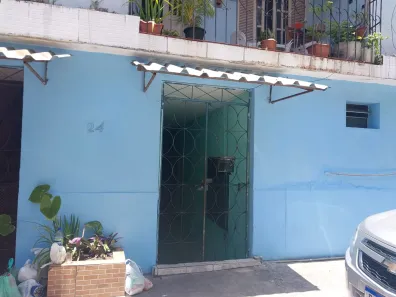 Casa com 2 Quartos à venda, 58m² no São Caetano, Salvador