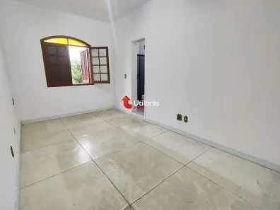 Imóvel Comercial com 2 Quartos para alugar, 90m² no Santa Tereza, Belo Horizonte