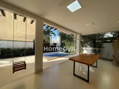 Casa de Condomínio com 3 Quartos para alugar, 215m² no Jardins Valência, Goiânia