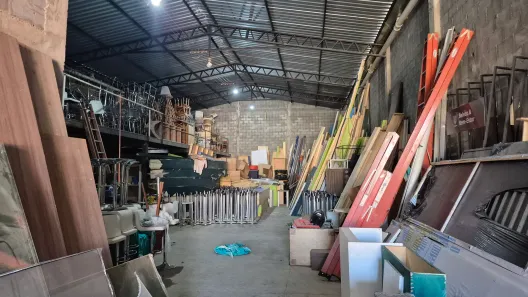 Galpão/Depósito/Armazém para alugar, 570m² no Jardim Mariliza, Goiânia
