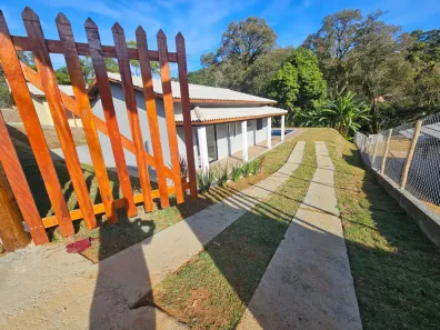 Fazenda/Sítio com 3 Quartos à venda, 1000m² no , Mairinque