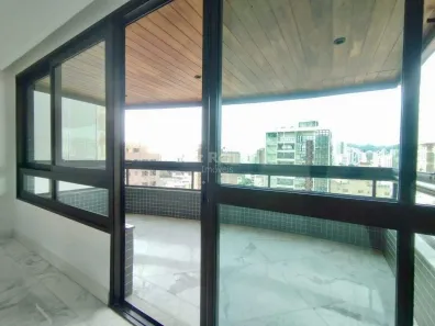 Apartamento com 4 Quartos para alugar, 228m² no Lourdes, Belo Horizonte