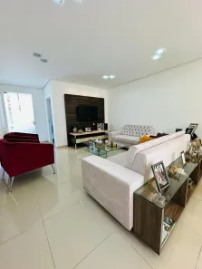 Casa de Condomínio com 5 Quartos à venda, 254m² no Centro, Manaus