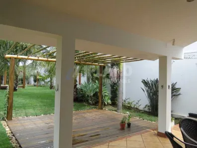 Sobrado com 3 Quartos para alugar, 500m² no Vila Tamoio, Ibaté