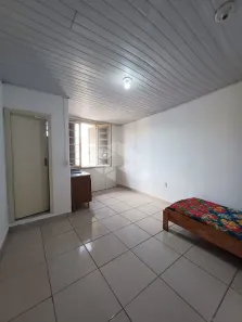 Kitnet com 1 Quarto para alugar, 19m² no Floresta, Porto Alegre