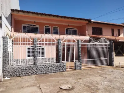Sobrado com 5 Quartos para alugar, 412m² no Taguatinga Sul, Brasília