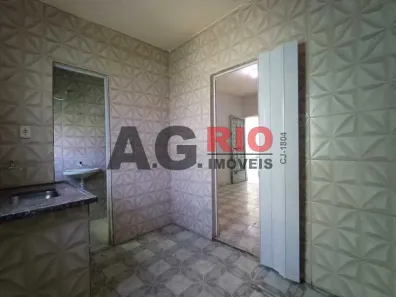 Kitnet com 1 Quarto para alugar, 42m² no Bento Ribeiro, Rio de Janeiro