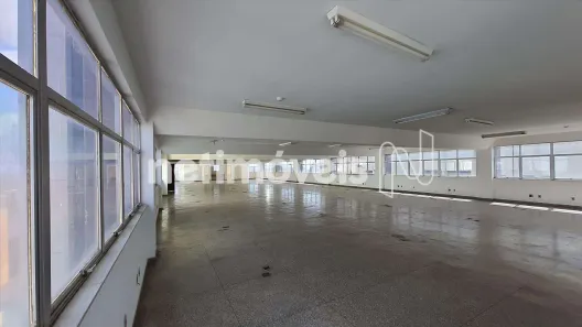 Ponto Comercial para alugar, 502m² no Santa Efigênia, Belo Horizonte
