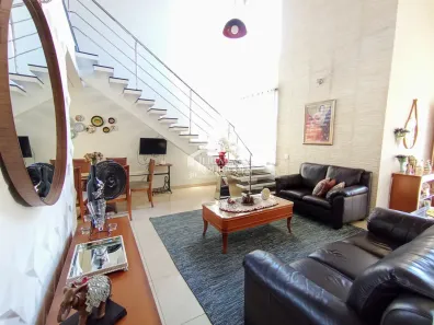 Casa de Condomínio com 3 Quartos à venda, 260m² no Castelo, Tremembé