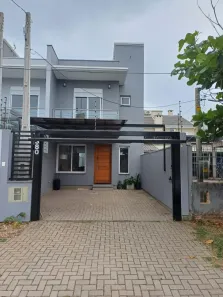 Casa com 2 Quartos para alugar, 90m² no Igara, Canoas