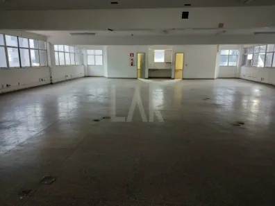 Sala Comercial para alugar, 550m² no Santa Efigênia, Belo Horizonte