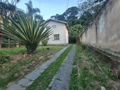 Casa com 5 Quartos para alugar, 100m² no Quarteirão Brasileiro, Petrópolis