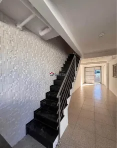 Casa com 3 Quartos para alugar, 100m² no Igara, Canoas