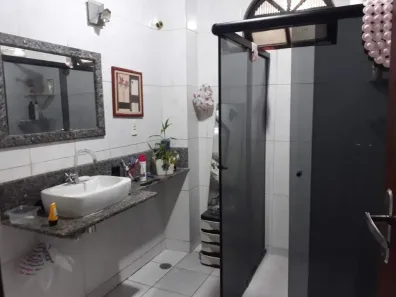 Casa com 2 Quartos para alugar, 110m² no Tororó, Salvador