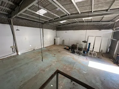 Galpão/Depósito/Armazém à venda, 400m² no Recreio Ipitanga, Lauro de Freitas