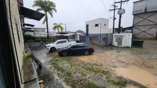 Galpão/Depósito/Armazém para alugar, 1600m² no Buraquinho, Lauro de Freitas