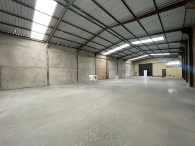Galpão/Depósito/Armazém para alugar, 370m² no Jardim Panorama, Sarandi