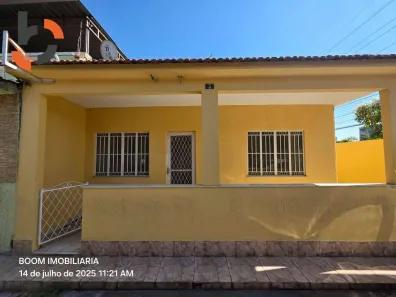 Casa com 2 Quartos para alugar, 57m² no Centro, Nova Iguaçu