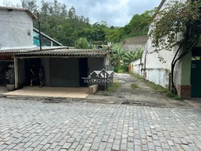 Lote/Terreno para venda ou aluguel, 360m² no Pedro do Rio, Petrópolis