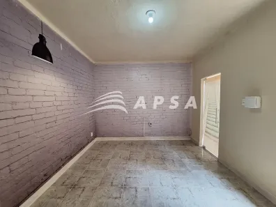Casa com 1 Quarto para alugar, 55m² no Centro, Nova Iguaçu
