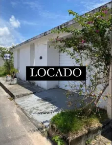 Casa de Condomínio com 2 Quartos para alugar, 120m² no Arembepe (Abrantes), Camaçari