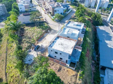 Casa com 4 Quartos à venda, 280m² no Caixa D'Água, Lauro de Freitas