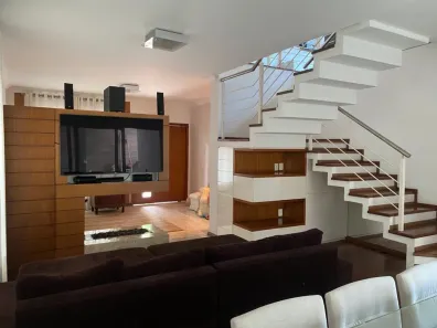 Casa de Condomínio com 3 Quartos para alugar, 280m² no Vila Oliveira, Mogi das Cruzes