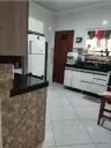 Casa com 2 Quartos para alugar, 69m² no Centro, São Pedro da Aldeia