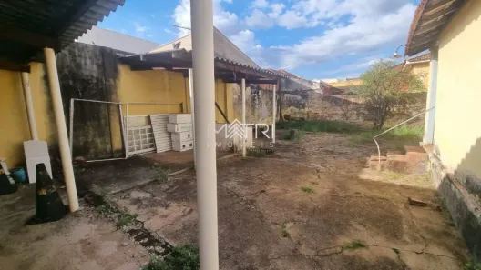 Imóvel Comercial com 2 Quartos à venda, 154m² no Centro, Araraquara