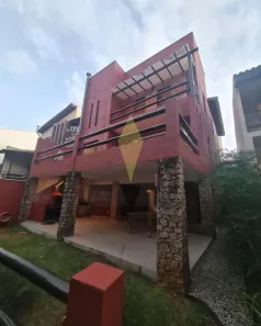 Casa de Condomínio com 5 Quartos para venda ou aluguel, 305m² no Granja Olga I, Sorocaba