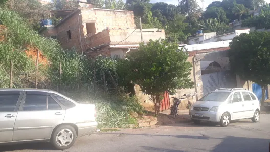 Lote/Terreno à venda, 495m² no Jardim dos Comerciários (Venda Nova), Belo Horizonte