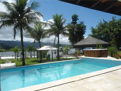 Casa de Condomínio com 5 Quartos à venda, 400m² no Balneario Praia do Perequê, Guarujá