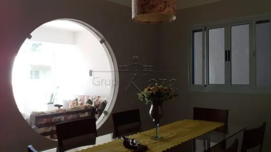 Casa de Condomínio com 3 Quartos à venda, 160m² no Vila Paraíso, Caçapava