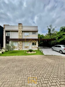 Sobrado com 3 Quartos à venda, 182m² no Distrito Industrial, Cachoeirinha