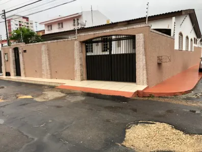 Casa com 3 Quartos à venda, 200m² no Dom Pedro I, Manaus