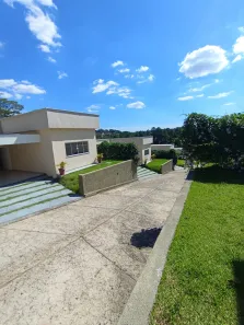 Casa de Condomínio com 3 Quartos para alugar, 193m² no Chácara dos Junqueiras, Carapicuíba