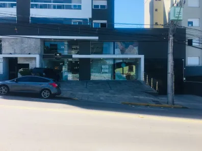 Sala Comercial à venda, 378m² no Panazzolo, Caxias do Sul