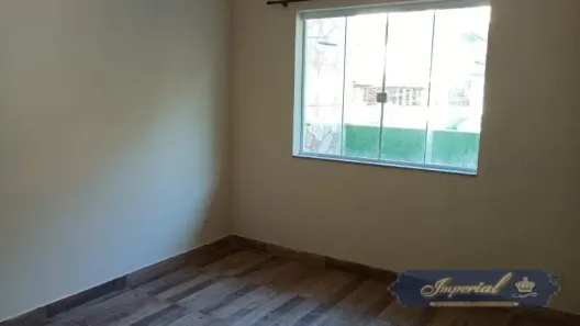 Casa com 3 Quartos para alugar, 150m² no Carangola, Petrópolis