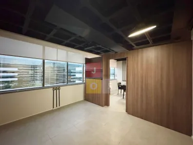 Sala Comercial para alugar, 47m² no Barra Olímpica, Rio de Janeiro