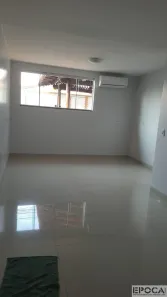 Casa com 3 Quartos para alugar, 204m² no Parque das Laranjeiras, Goiânia