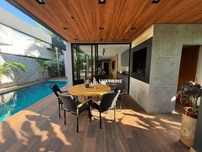 Casa de Condomínio com 3 Quartos para alugar, 260m² no Plano Diretor Sul, Palmas