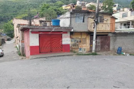 Ponto Comercial para alugar, 60m² no Samambaia, Petrópolis