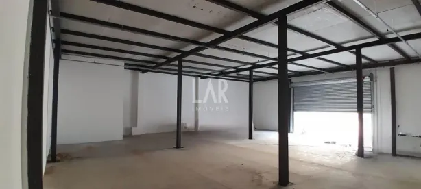 Ponto Comercial para alugar, 150m² no Condomínio das Palmeiras (Parque Durval de Barros), Ibirité