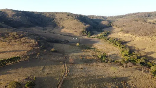 Fazenda/Sítio com 1 Quarto à venda, 400000m² no , Paraopeba