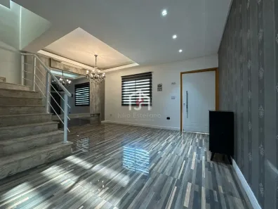 Casa de Condomínio com 3 Quartos à venda, 120m² no Vila Areao, Taubaté