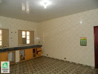 Sala Comercial com 4 Quartos para alugar, 350m² no Jardim Bandeirante, Anápolis